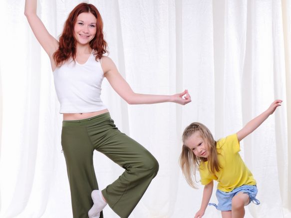 Eltern-Kind Yoga & bellicon® Mini-Trampolin 